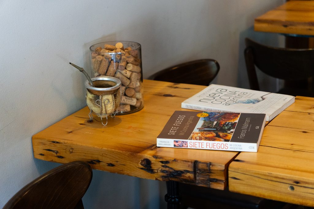 Book of the La nueva Cocina Argentina at porteñ